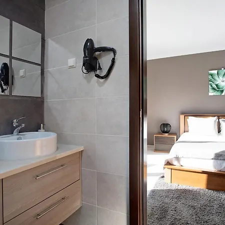 Mila Piscina E Jacuzzi Villa Salir de Matos