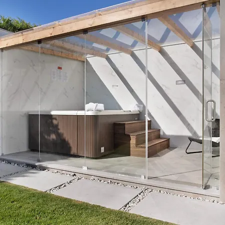 Mila Piscina E Jacuzzi Villa